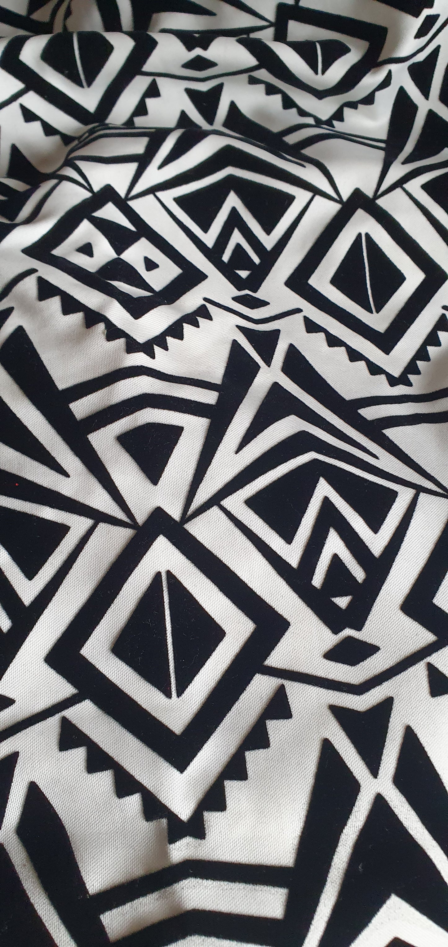Stretch Mid Weight Black And White Abstract Geometric Remnant