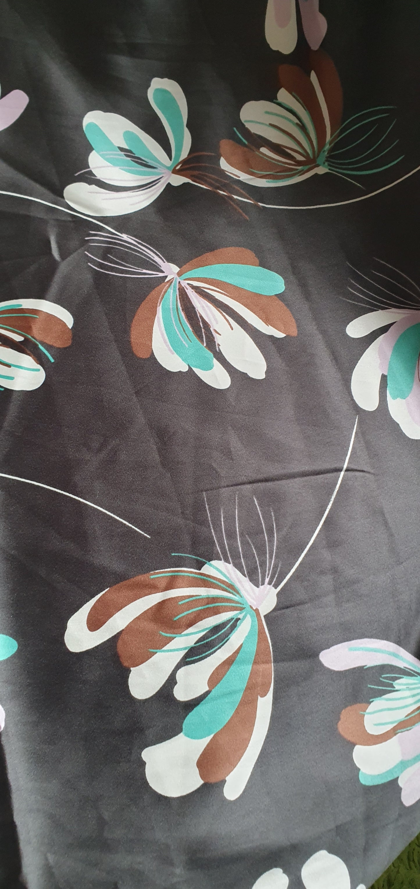 Dark Green Flower Pattern Satin Fabric Remnant