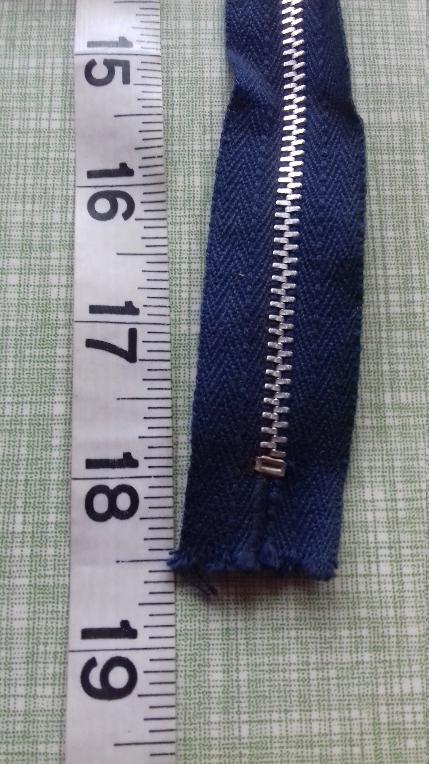 Blue navy zip YKK metal 18 inch (45cm) closed end