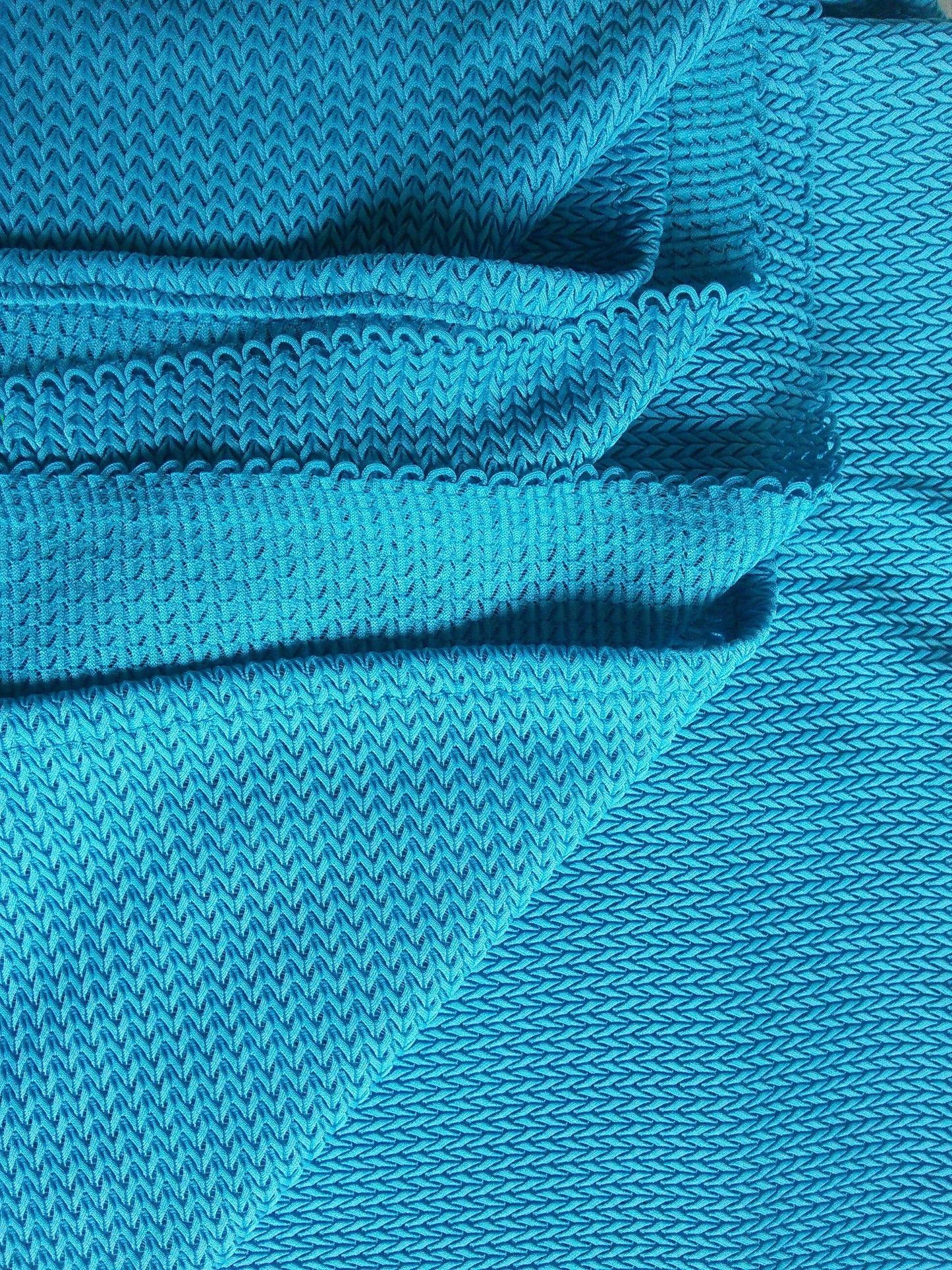 Blue Woven Fabric Remnant Rag Rug, Quilting Fat Quarters 130cm