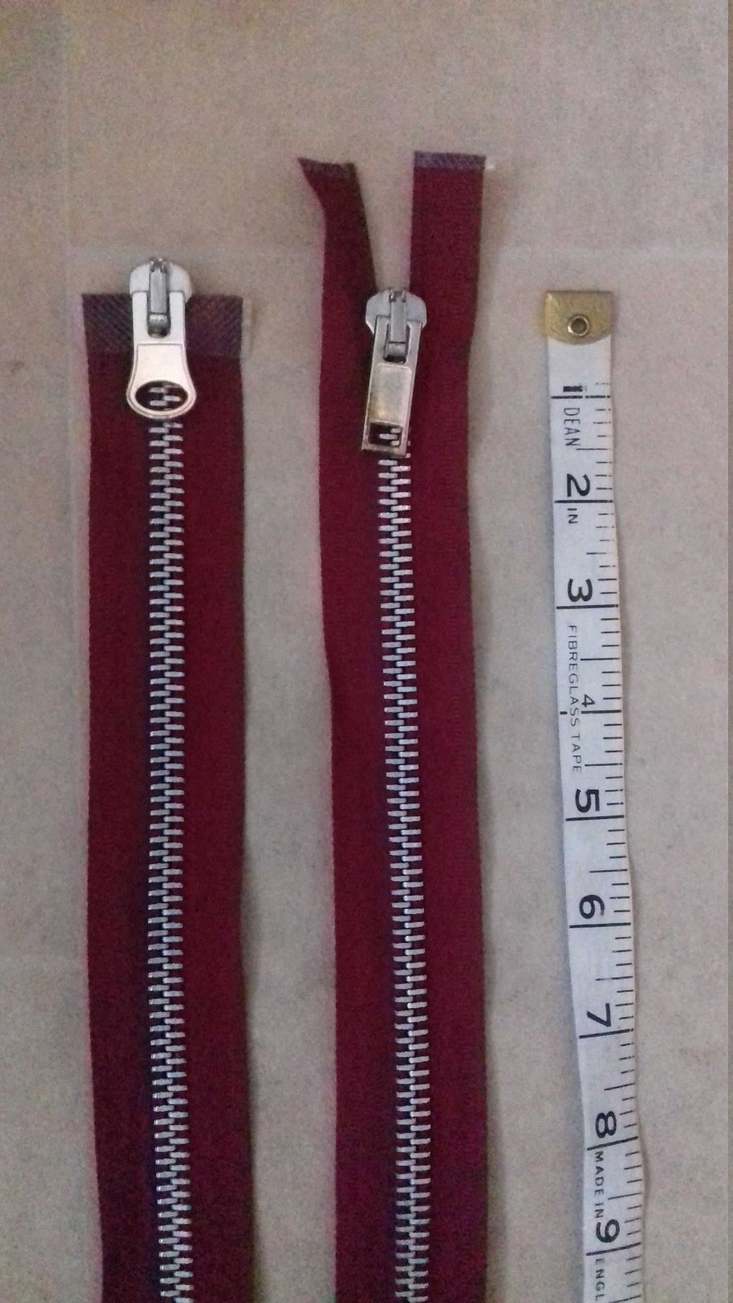 Deep raspberry zip red/burgundy very chunky heavy silver metal 23.5 inch (59.5cm) double ended Size 5