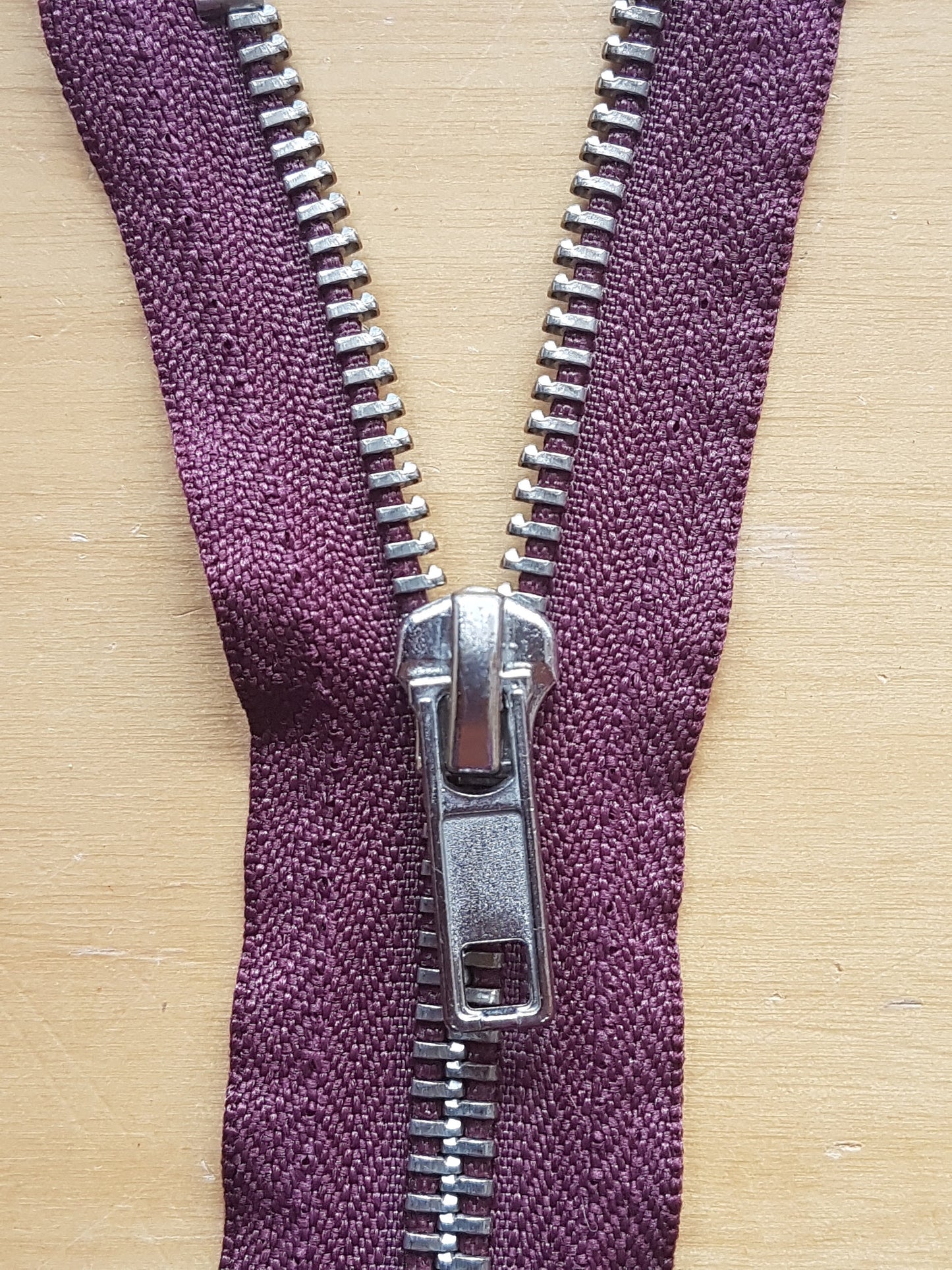 Plum / Deep Burgundy / Red silver metal zip chunky heavy 4.5 inch closed end