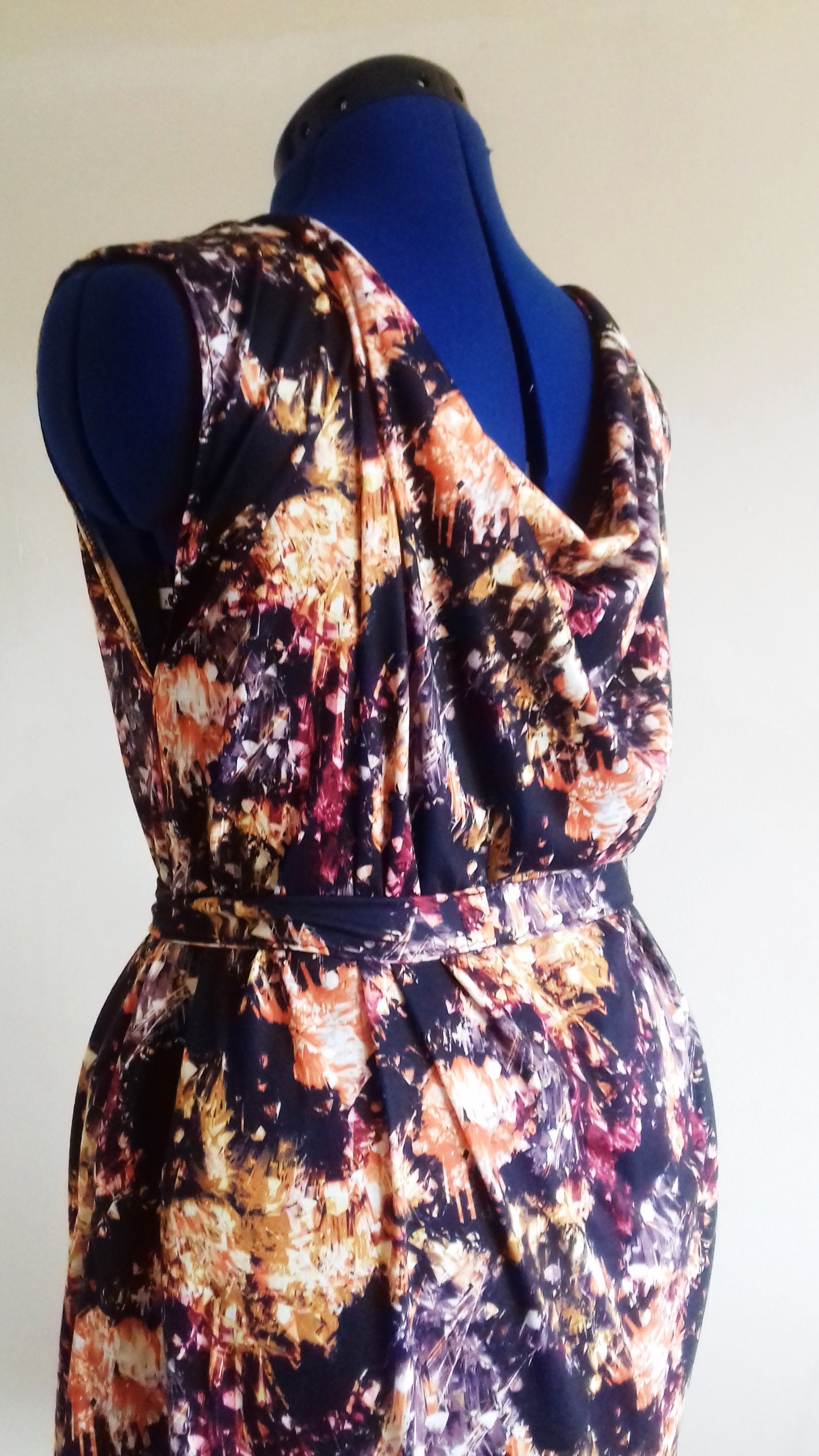 Scoop Neck Abstract Pattern Dress