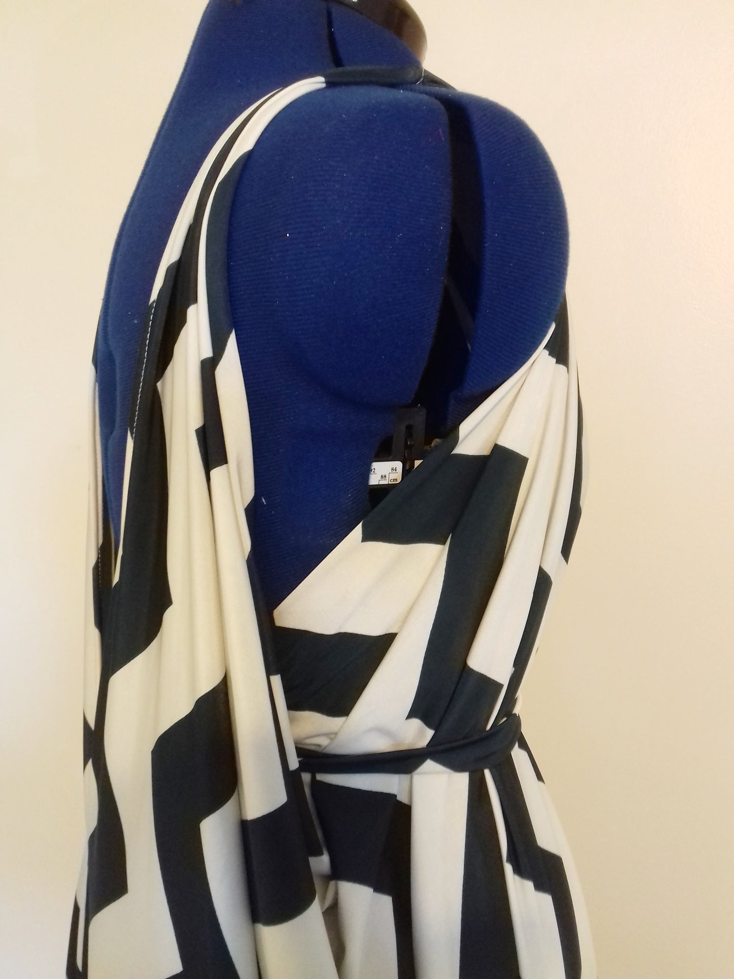 Cream / Dark Green Zig Zag Pattern Dress