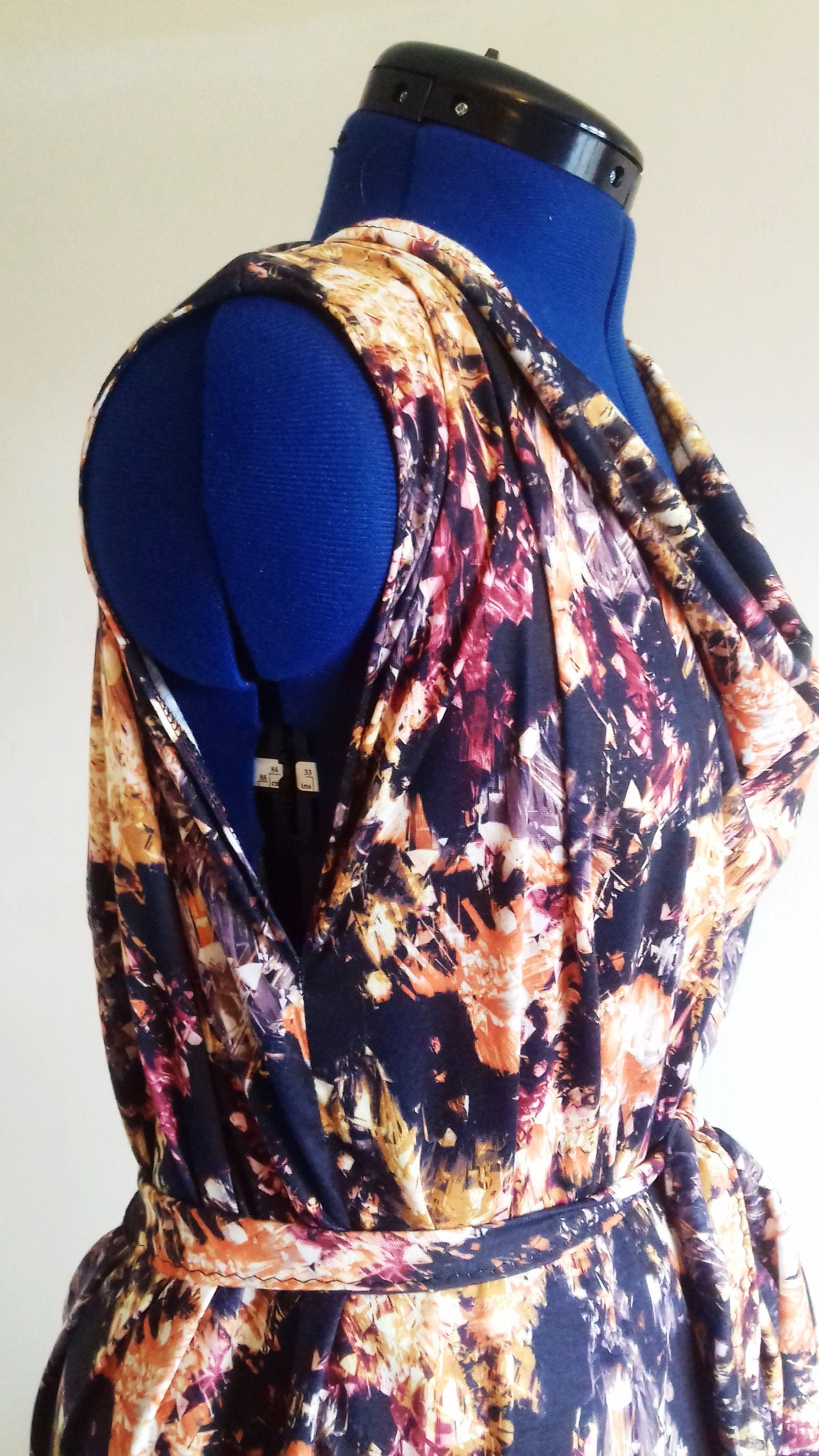 Scoop Neck Abstract Pattern Dress