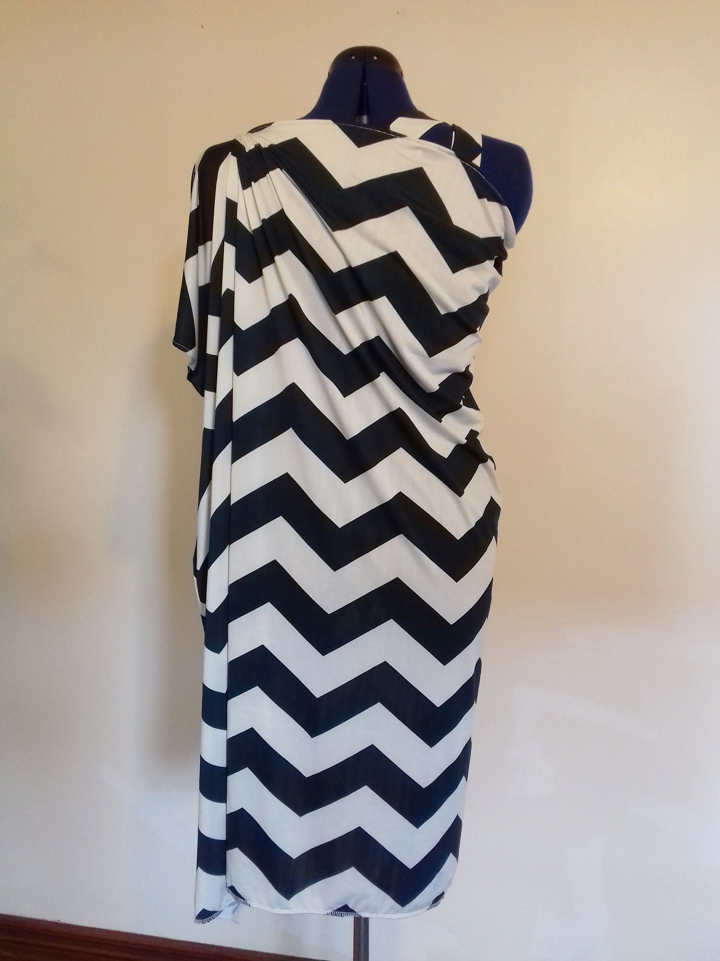 Green White Zig Zag Cold Shoulder Dress