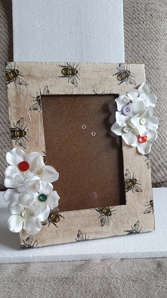 Decoupage Beige White Flower Button Bumble Bee Photo Frame Home Decor Gift