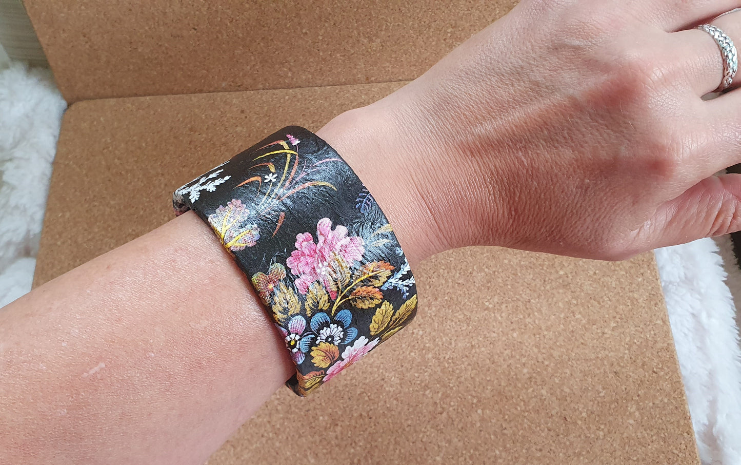 Black Marine Flowers Decoupage Chunky Bangle