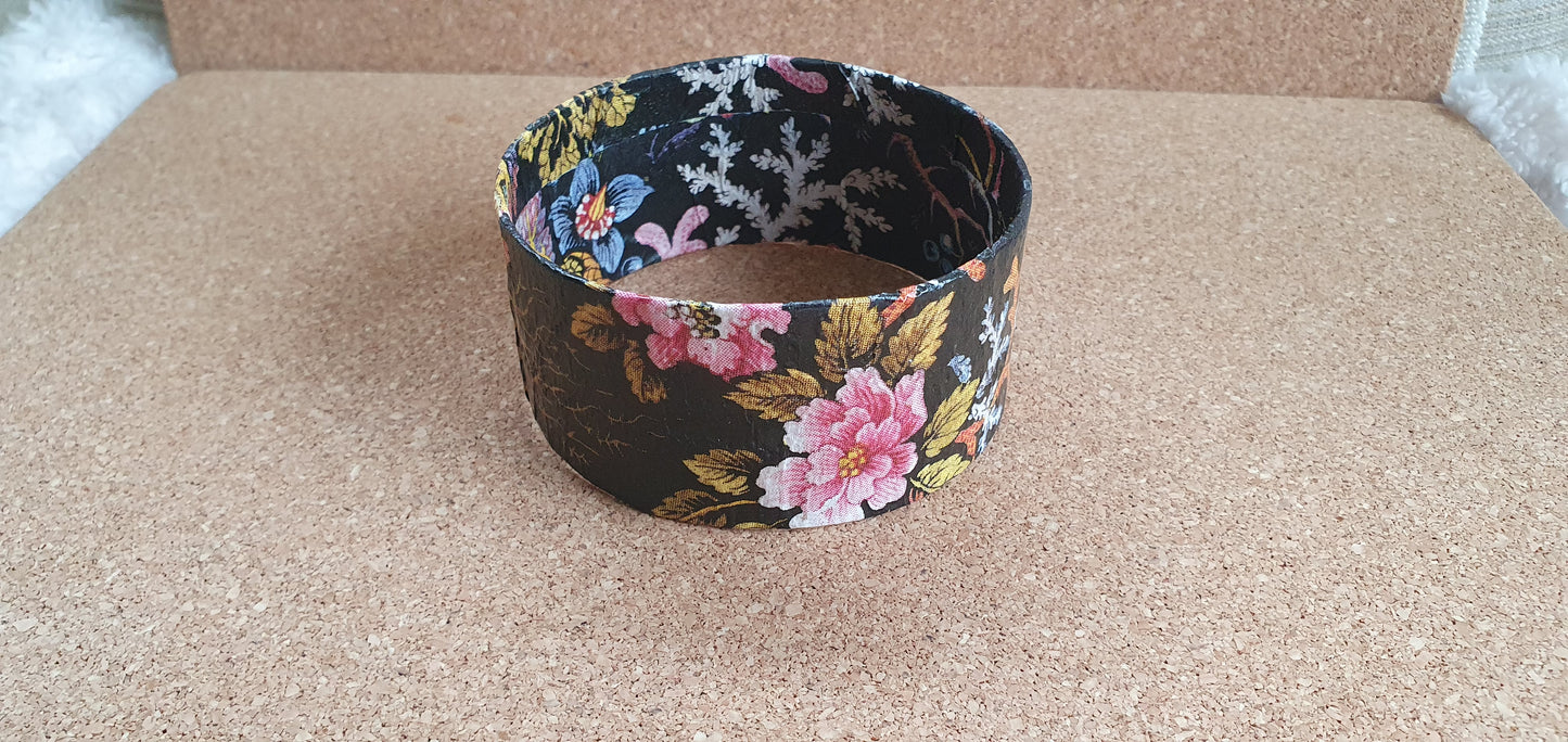 Black Marine Flowers Bangle