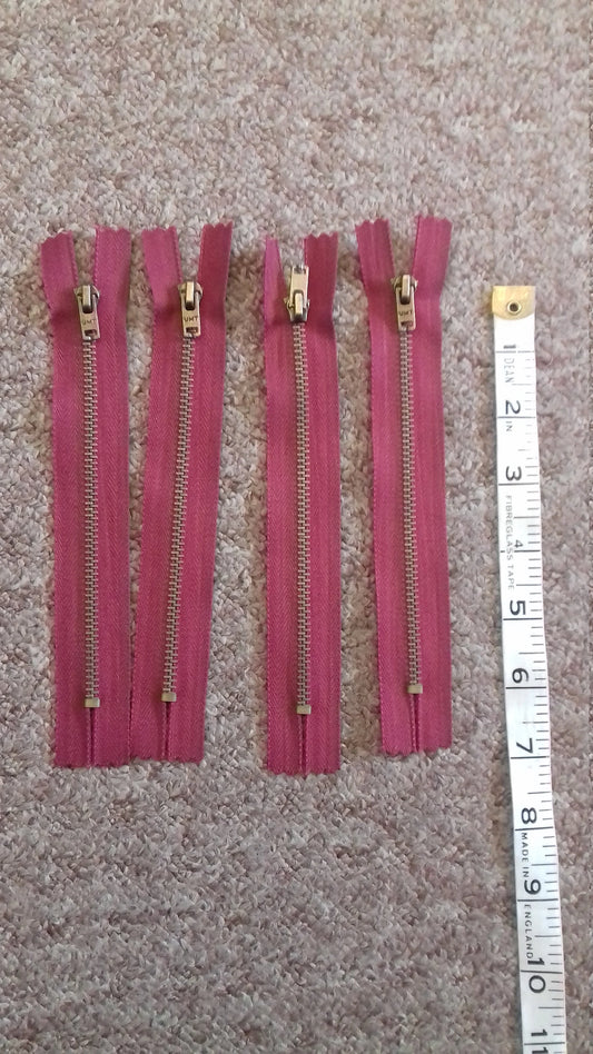 Deep raspberry zip red/burgundy large metal antique brass 6 inch (15cm) closed end Size 4.5