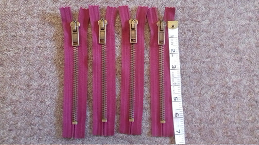 Deep raspberry zip red/burgundy very chunky heavy antique brass metal 6 inch (15cm) closed end Size 8