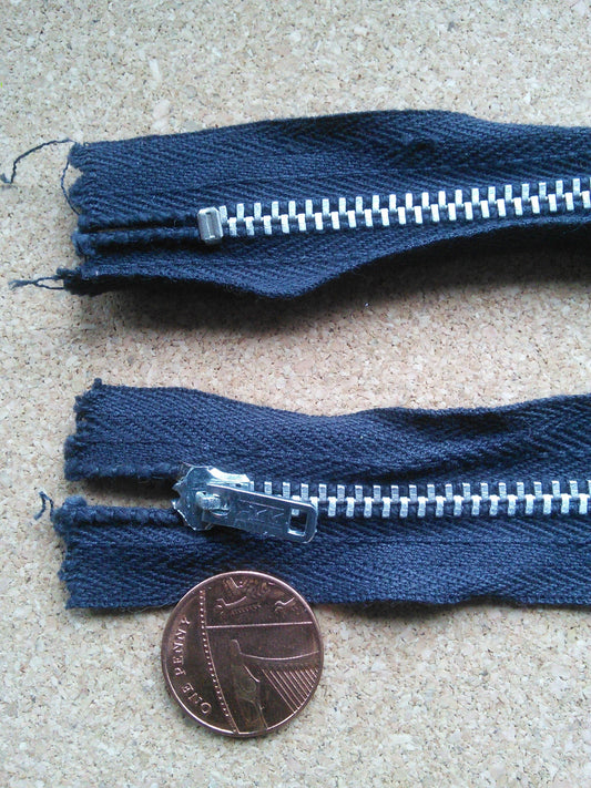 Vintage Black metal zip 21.5 inch (54.5cm) closed end