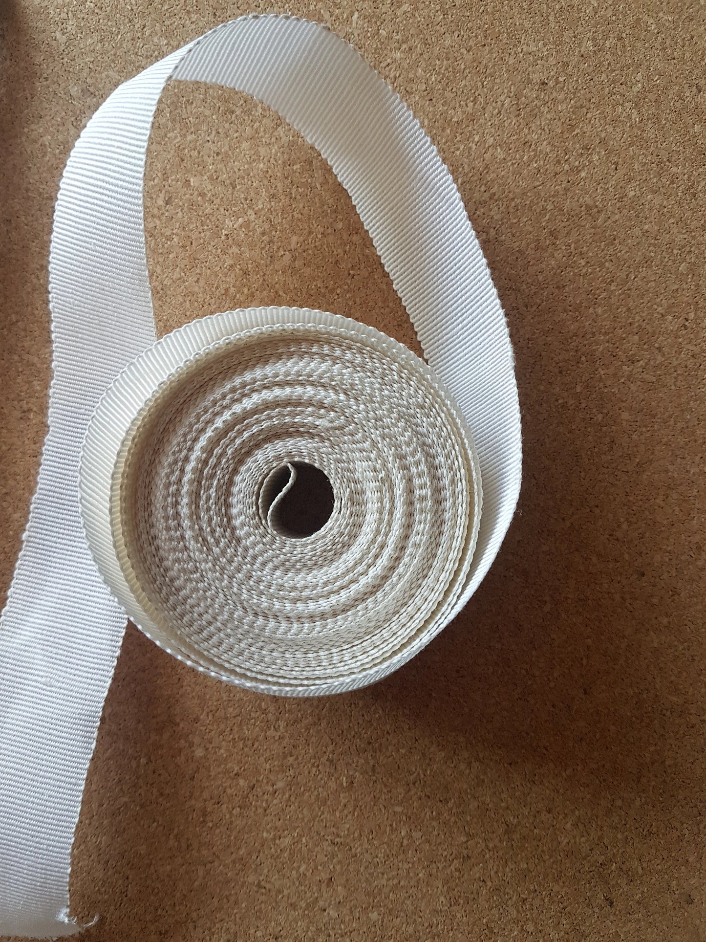 Vintage Off White Grossgrain Ribbon Crafting Sewing 2.5cm wide per metre