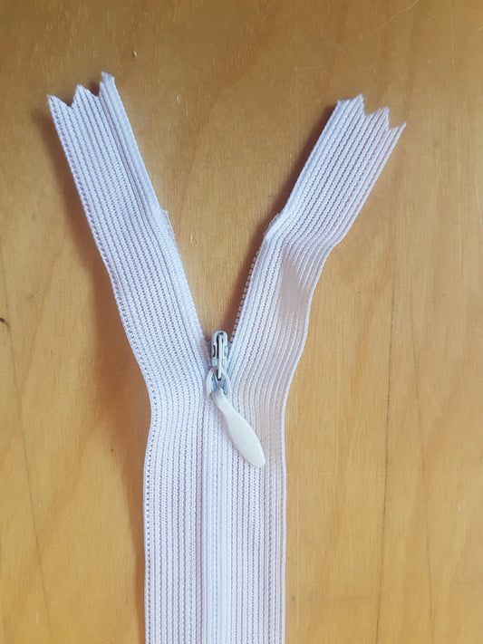 White nylon zip 8 inch (20.25cm) concealed for lighter fabrics