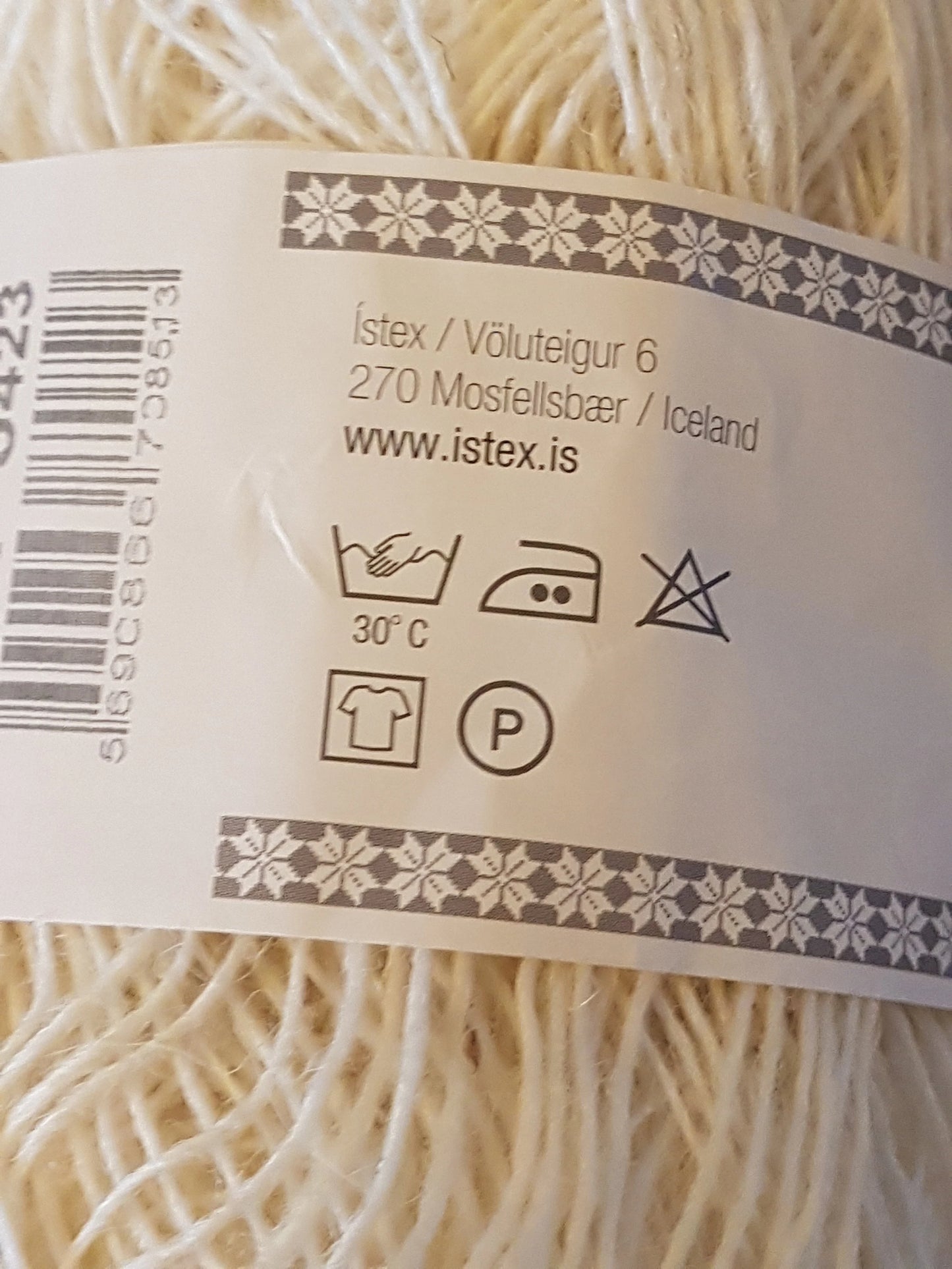 White Cream Wool 50g Lopi Einband