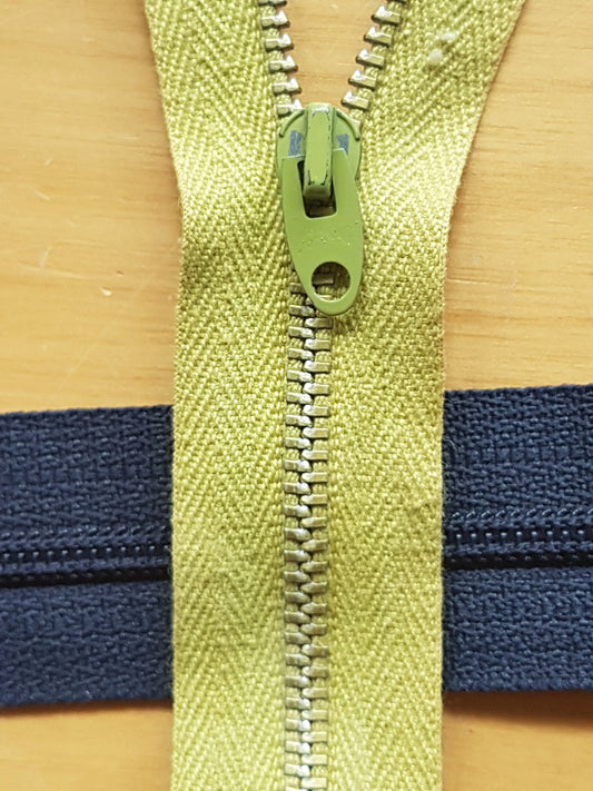 Lime green yellow metal zip vintage 21 inch (53cm) closed end